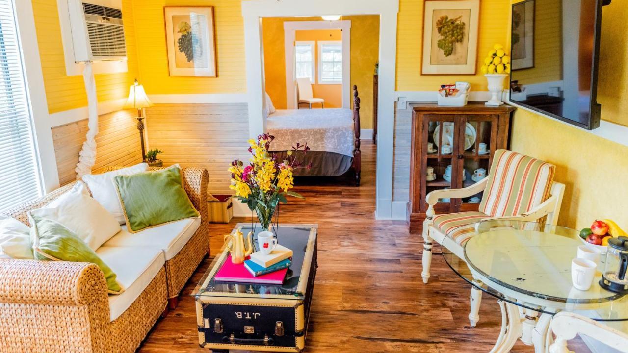 Meranova Guest Inn Данидин Экстерьер фото