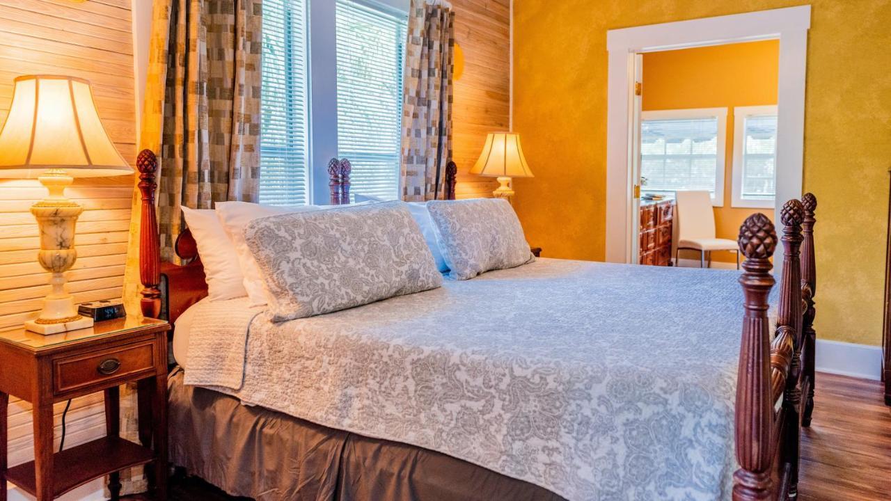 Meranova Guest Inn Данидин Экстерьер фото