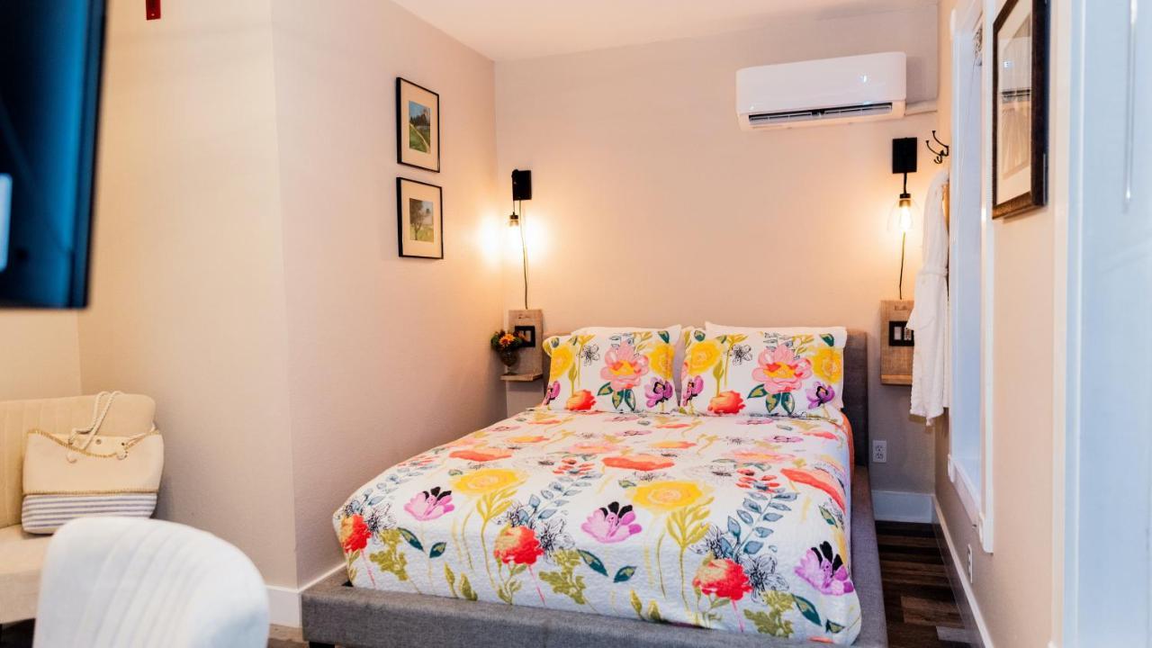 Meranova Guest Inn Данидин Экстерьер фото